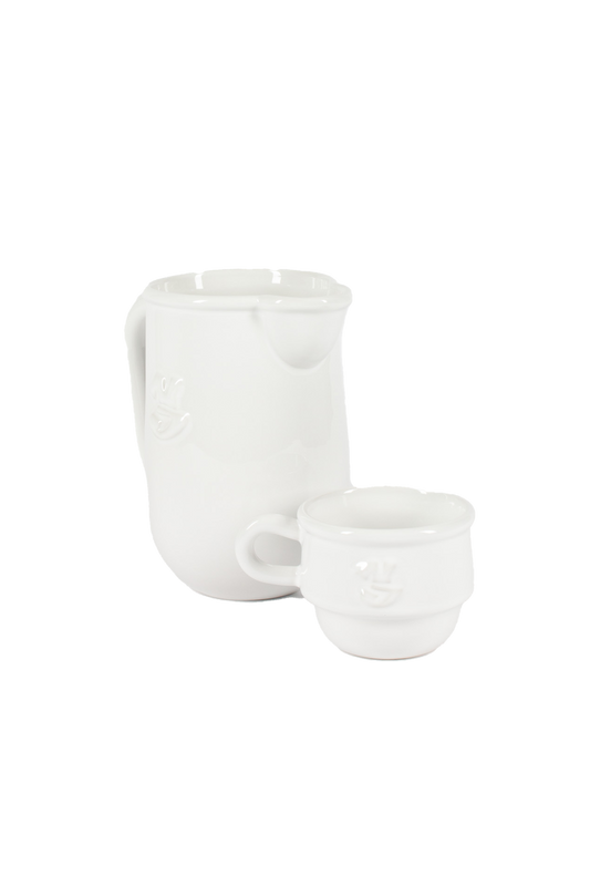 Kantine Pitcher White